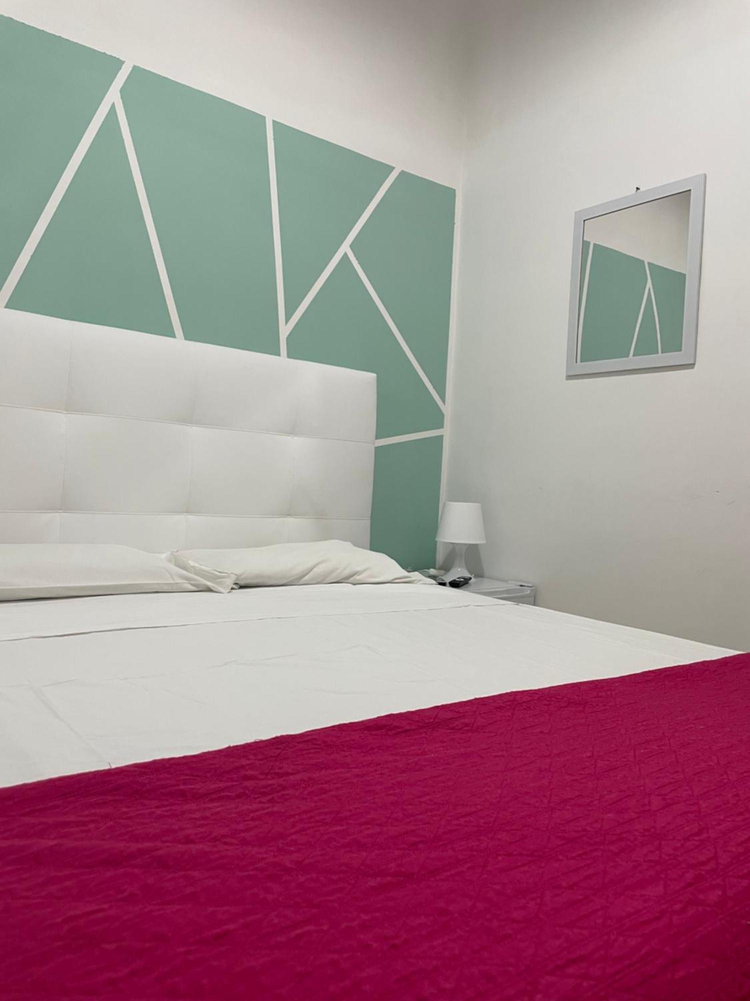 Hostel Bb La Fenice Неаполь Экстерьер фото